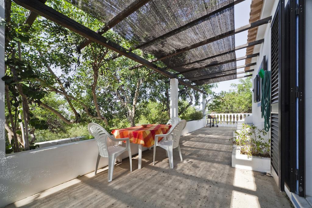 Quinta Das Figueirinhas & Quintinha Village Porches  Rum bild
